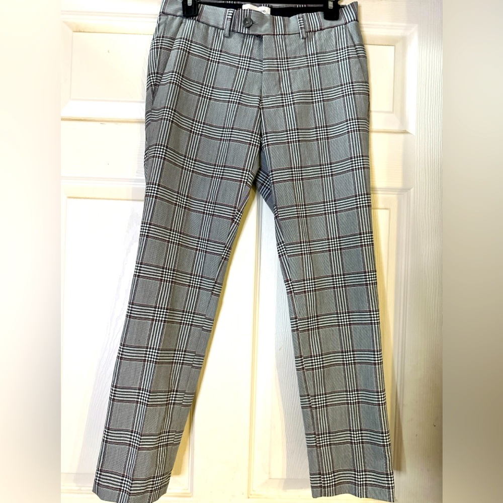 EUC River Island Women's Gray Dress Pants with Classic Plaid Pattern Size 30/30